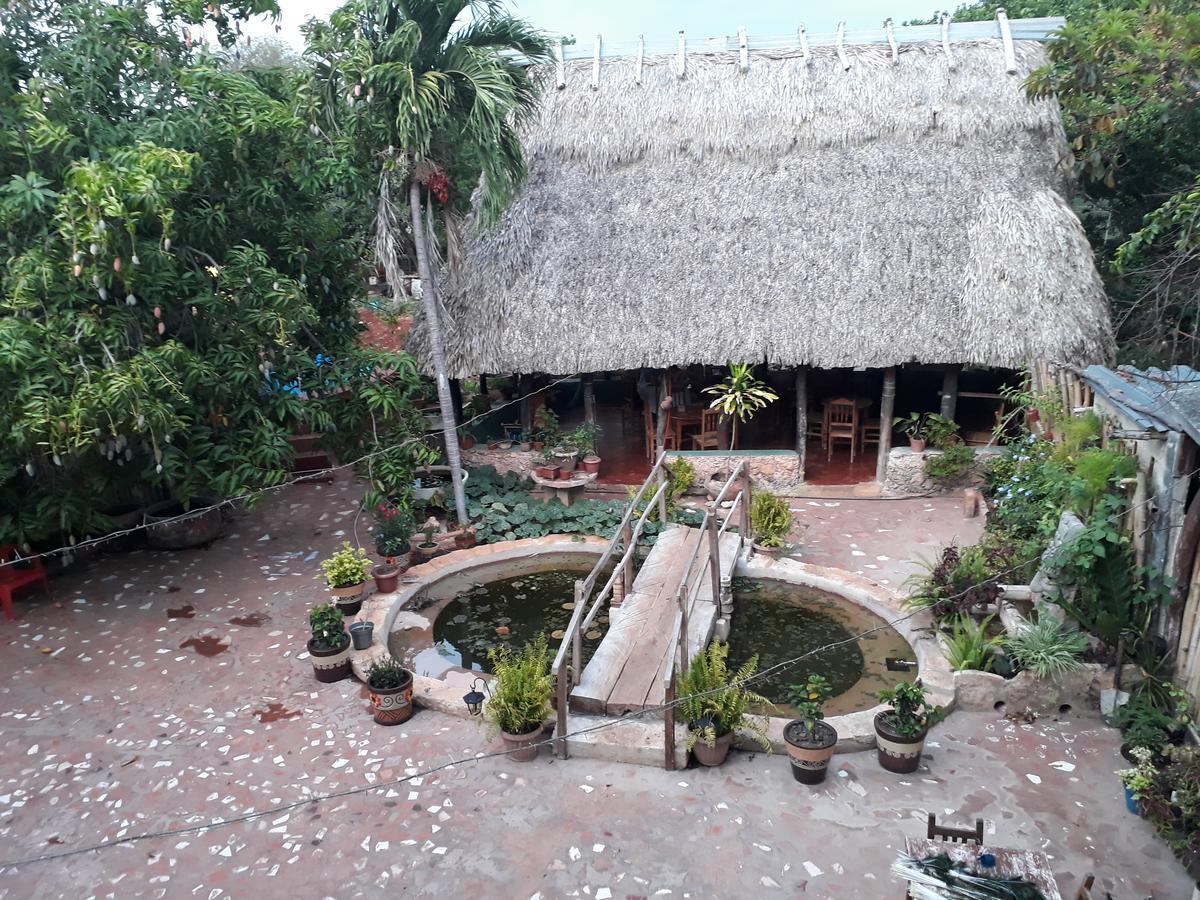 El Chac Mool Bed & Breakfast Santa Elena Exterior foto